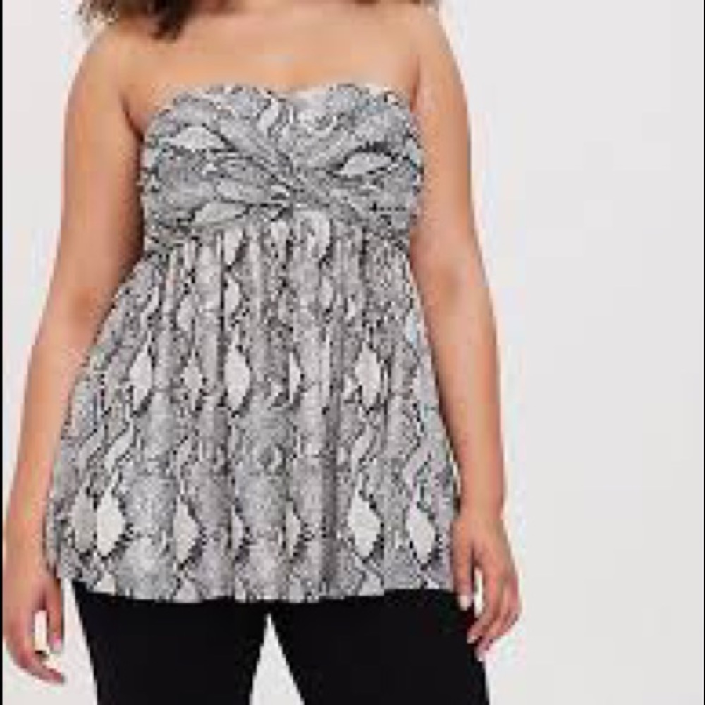 Torrid snakeskin strapless babydoll top!